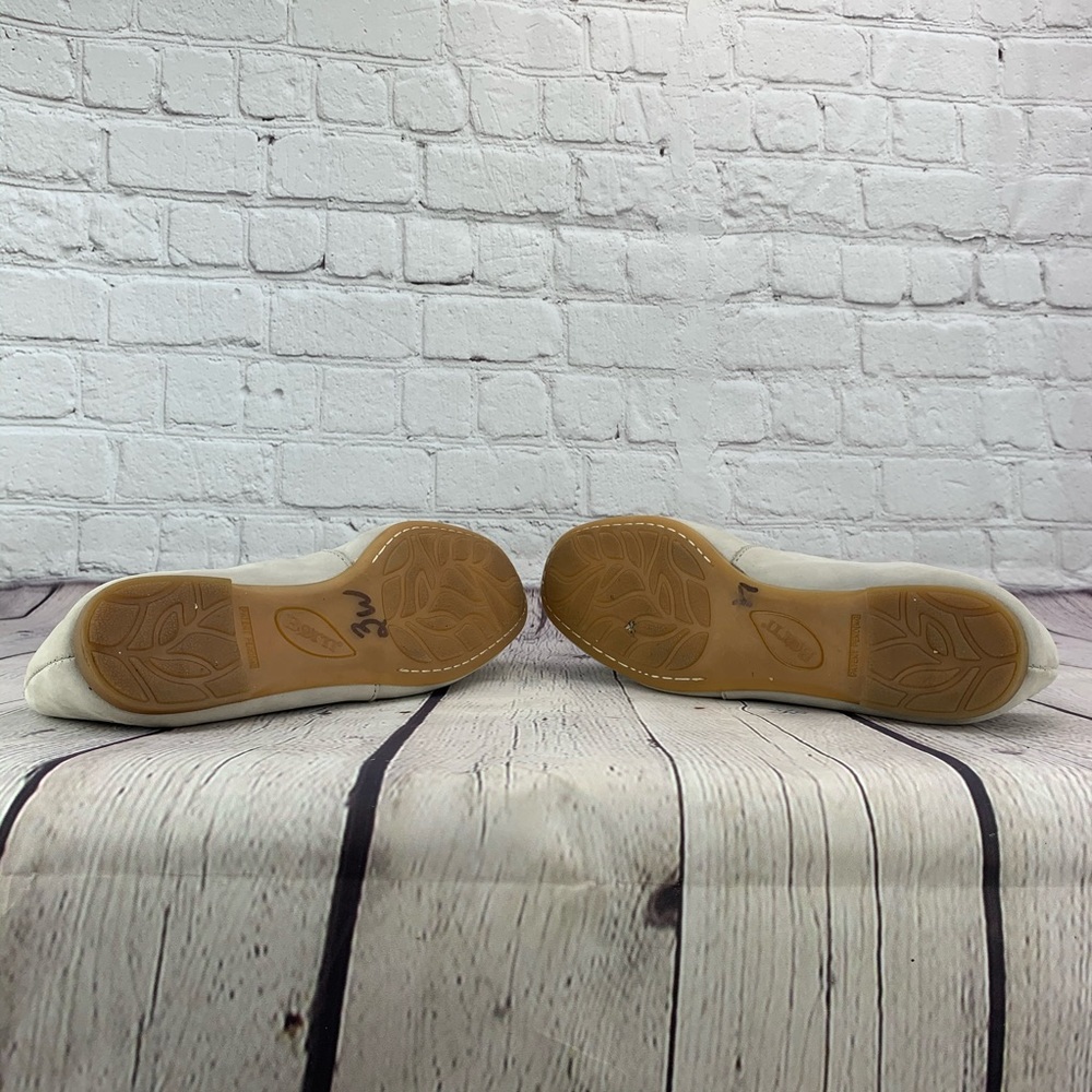 Born Suede Lace Up Flats 🥿 Size 7M - Picture 5 of 7